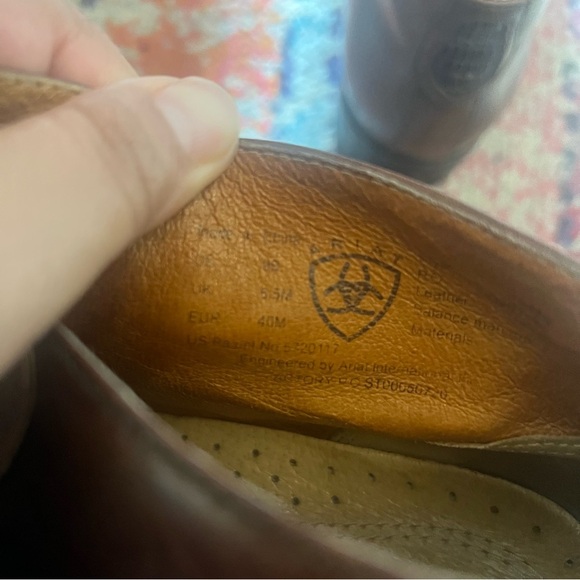 ARIAT - Women's Western Leather Buckle Strap Ankle Boots SIZE 9 - Picture 4 of 10